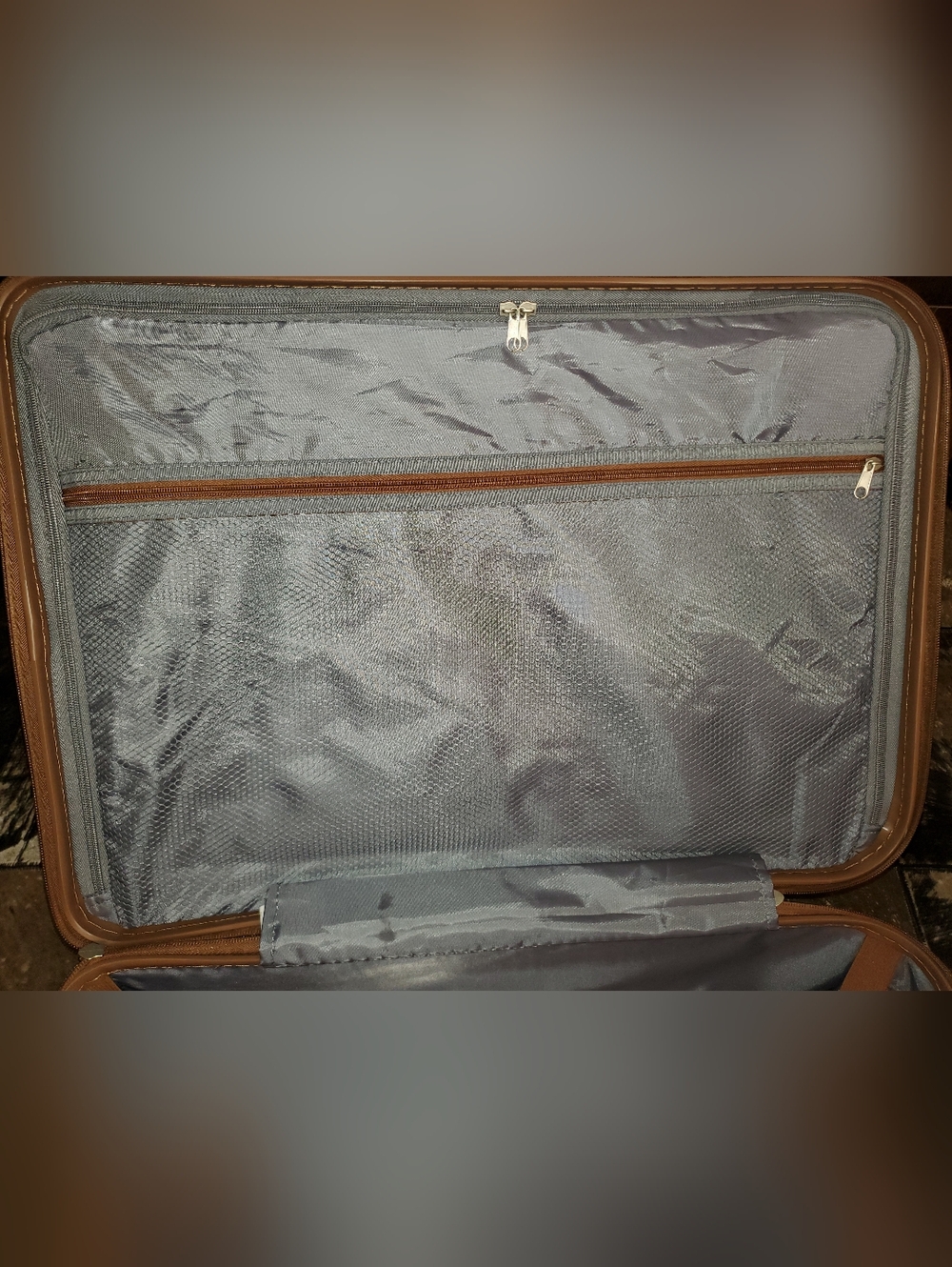 Travelhouse Hardside Suitcase Luggage TSA Lock Spinner Wheels 24" Only NWT - Picture 10 of 15